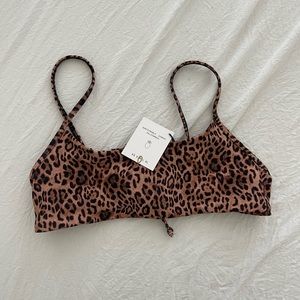 SKATIE BIKINI TOP BNWT- Kaulua Print